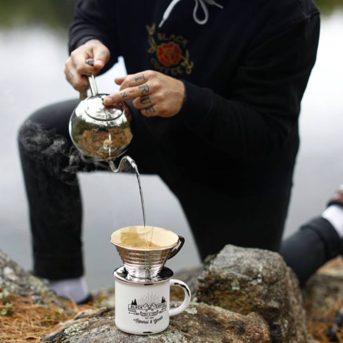CERAMIC CANOE & AXE MUG 14oz